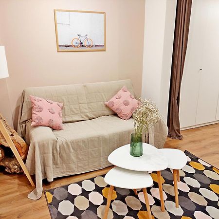 Top Centre 1 Bedroom Apt Next To Vitosha Blvd. Sofia Luaran gambar