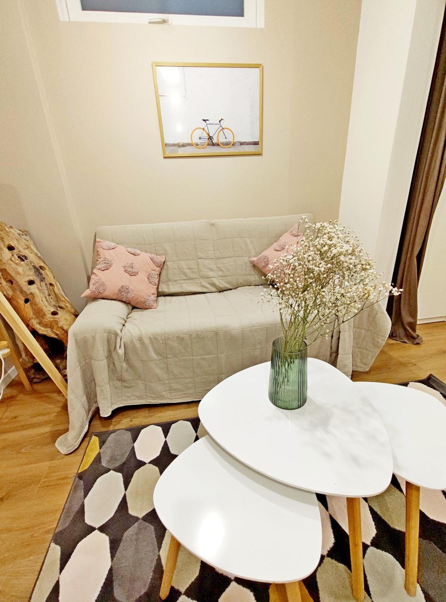 Top Centre 1 Bedroom Apt Next To Vitosha Blvd. Sofia Luaran gambar
