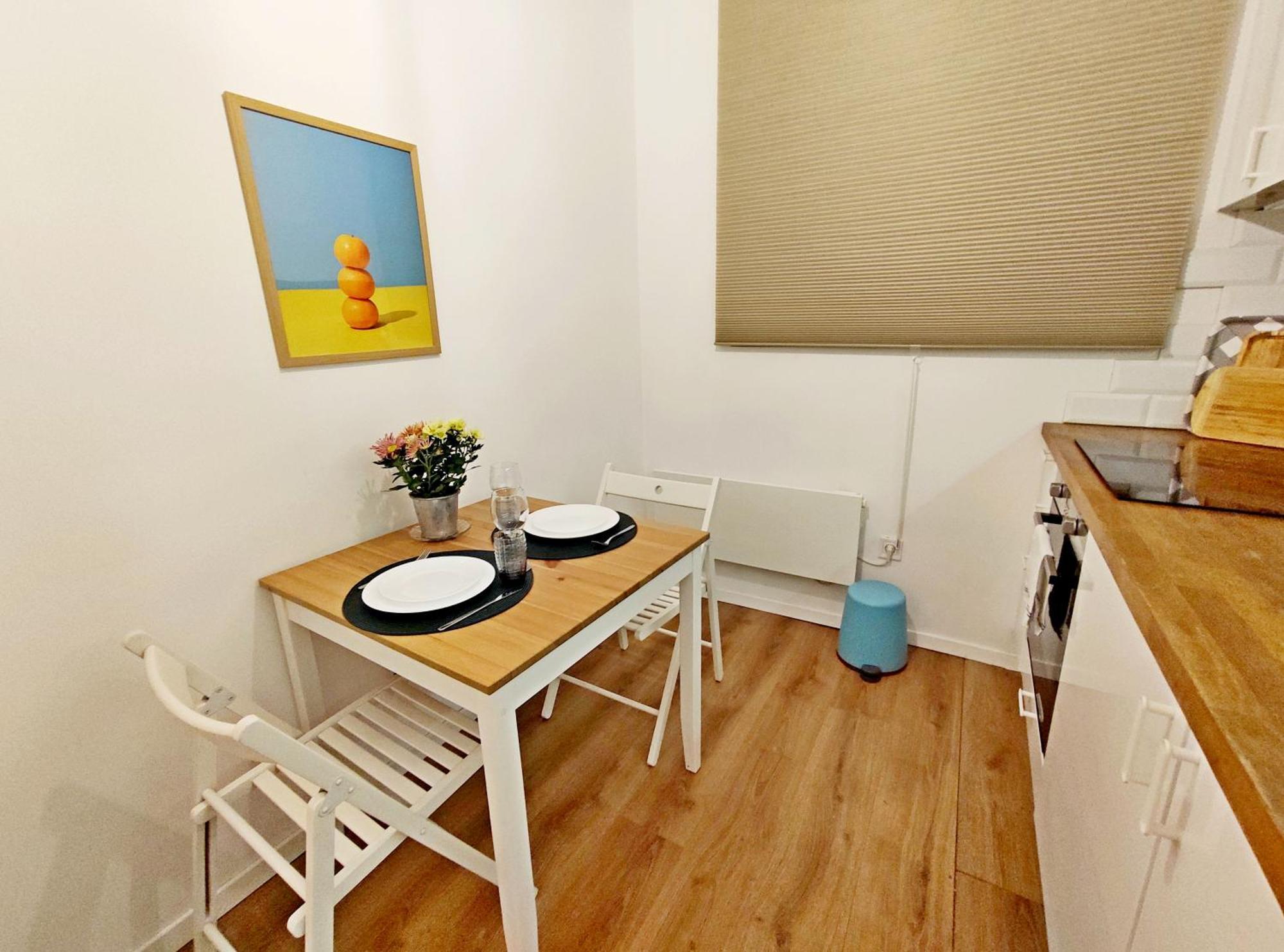 Top Centre 1 Bedroom Apt Next To Vitosha Blvd. Sofia Luaran gambar